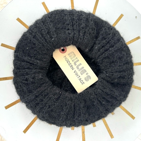 Vintage Wool Blend Knit Beret - Picture 5 of 6